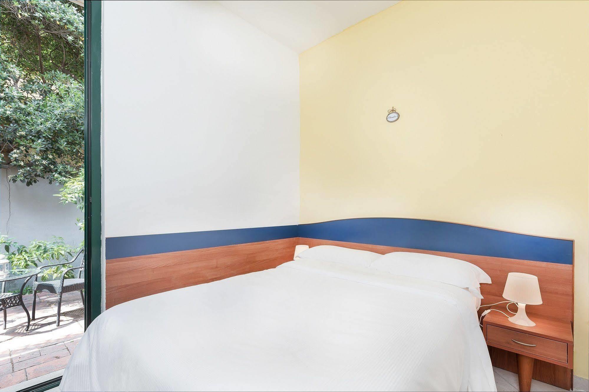 Hotel La Villetta Fiumicino Kültér fotó